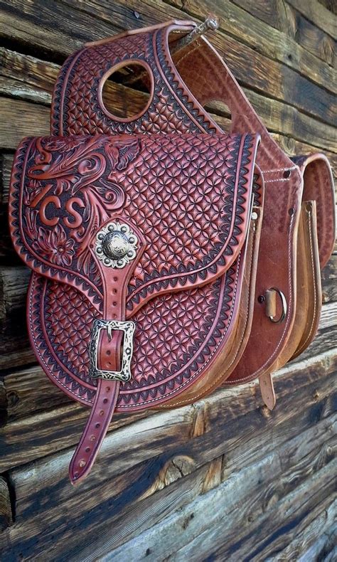 handmade leather western saddle bags.